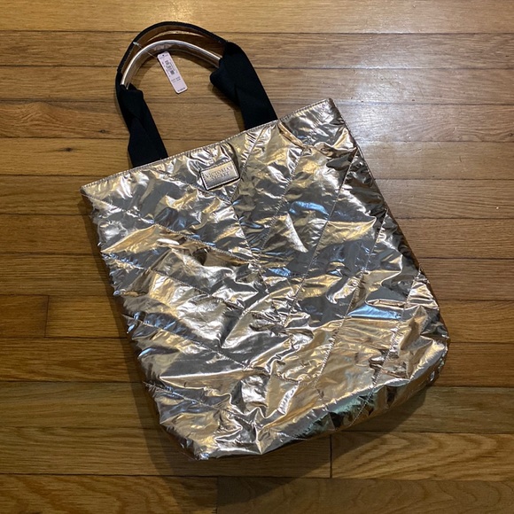 Victoria's Secret Rose Gold Quilted Metallic Tote - Picture 4 of 10